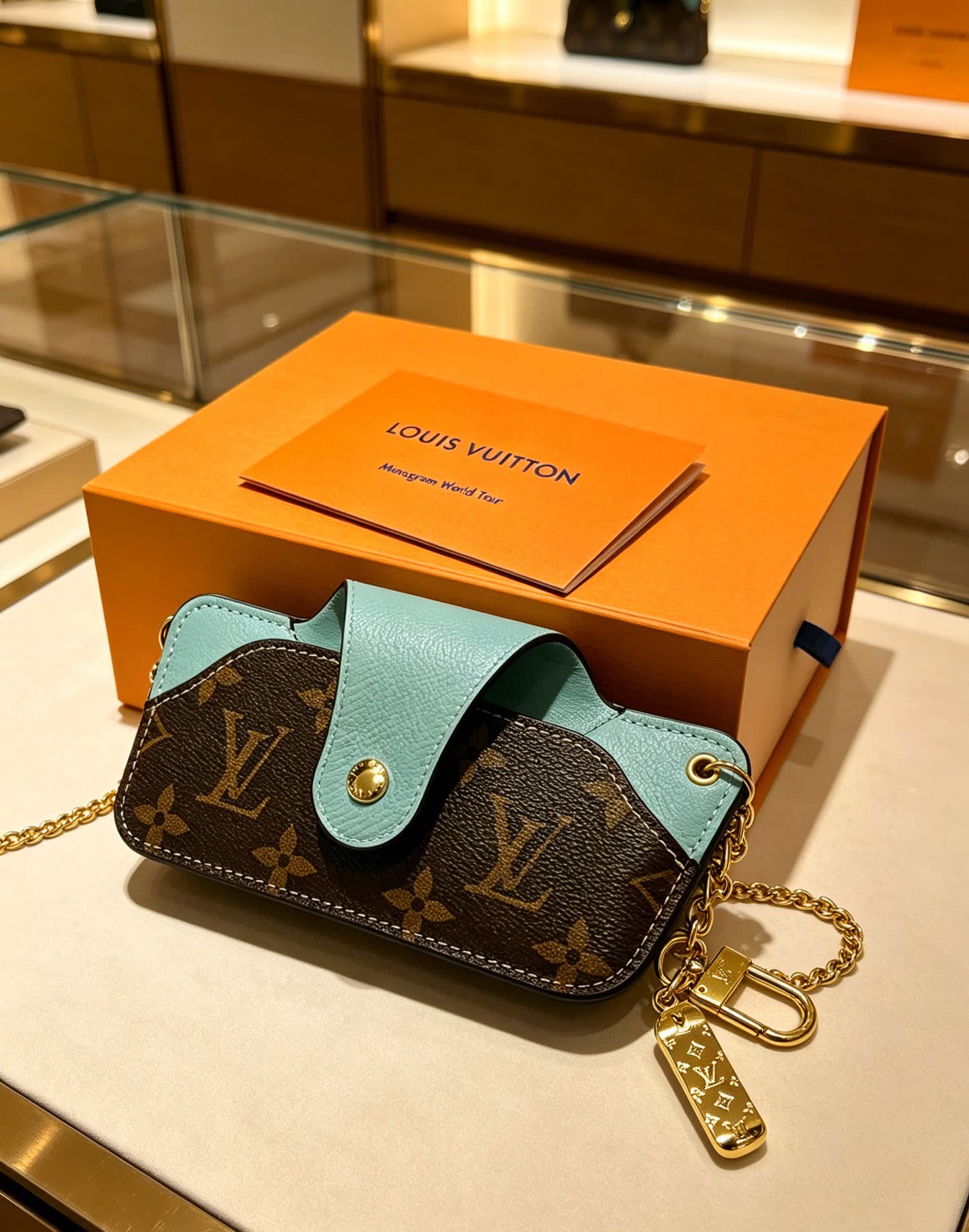 Louis Vuitton Keychain Louis Vuitton Keychain